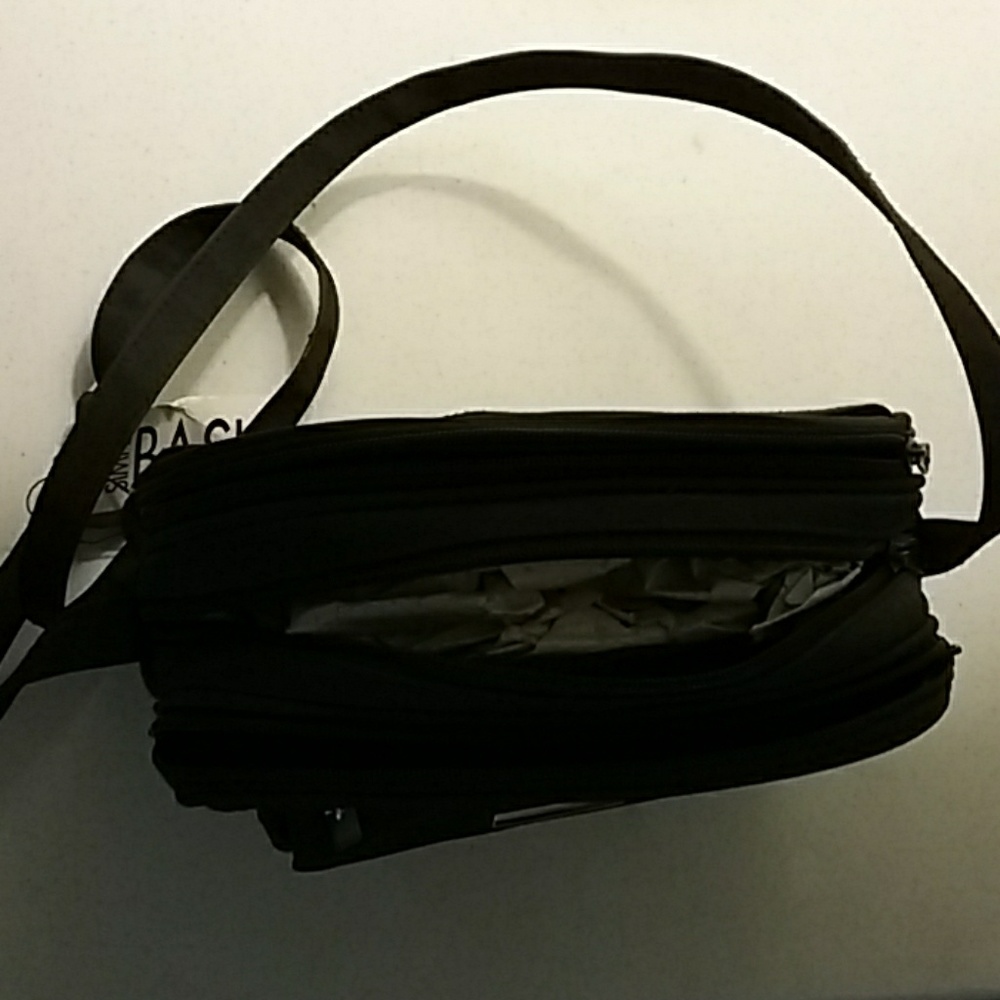 purse - Picture 2 of 5